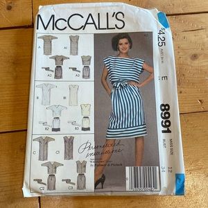 McCalls sewing pattern 8991
